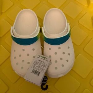 NWT CROCS Classic Pop Strap Clogs
